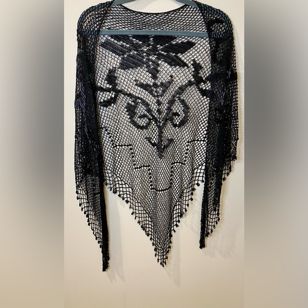 HANDCRAFTED BEADED SHAWL FROM ITALY